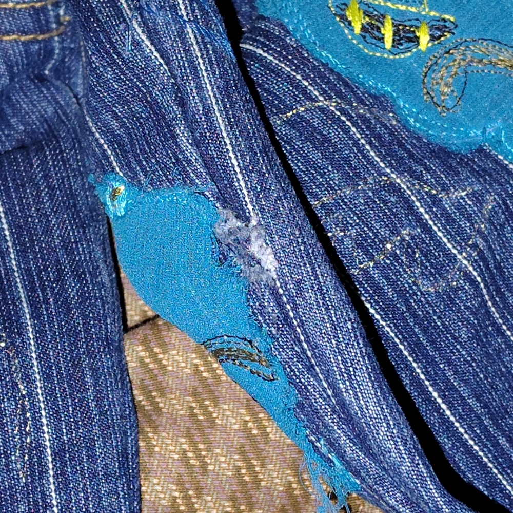 *Juniors Chicos Design Lined Denim Jacket Embroidered Artsy Boho Embellished - Picture 6 of 7